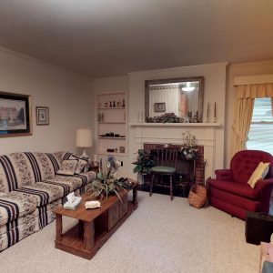 409 Laurel Ct Family Room Items